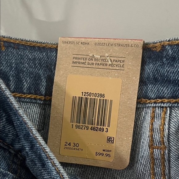 Levi's Women's Straight Leg Jeans in Classic Blue Size 24/30 - Picture 6 of 7